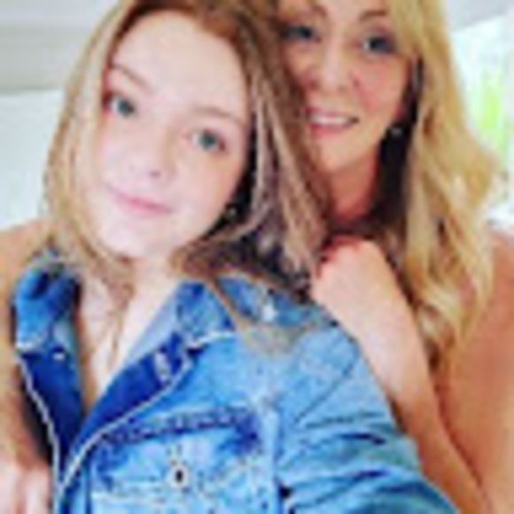 Meet your Posher, Kelly - Picture 1 of 1